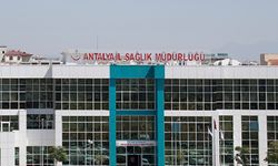 Antalya İl Sağlık'a müdür dayanmıyor