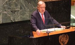 Guterres: Lübnan uçurumun kenarındadır