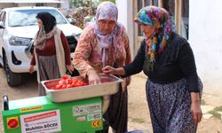 Büyükşehir'den hibe salça makinesi