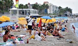 Antalya'da sonbaharda deniz keyfi