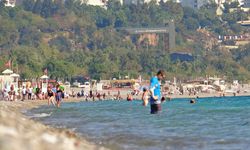 Antalya’da deniz suyu sıcaklığı 24 derece