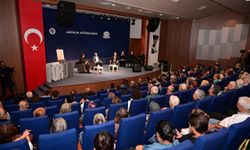 Kepez Forum'da Sinan Meydan'dan Atatürk söyleşisi