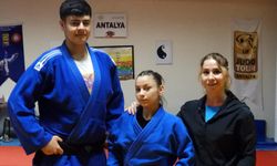 Kepezli gençlerden Kurash'ta büyük başarı