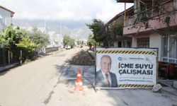 Demre'de içme suyu hatları yenileniyor