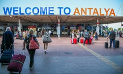 Antalya'ya günde 30 bin turist