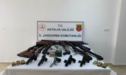 Antalya'da silah operasyonu