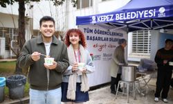 Kepez'den öğrencilere çorba ikramı
