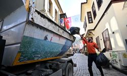 Kaleiçi’nde çöpte dedektiflik