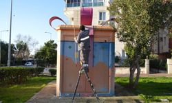 Konyaaltı’da trafo binaları renkleniyor