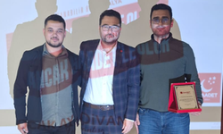 Genç Saadet’te bayrak değişimi