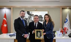 Büyükelçiden Başkan Böcek'e ziyaret