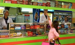 Çocuklar okulda aç