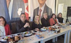 CHP'li kadınlar kahvaltıda buluştu