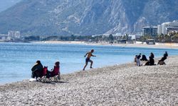 Antalya'da sahiller doldu