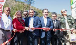 Tuğba Özay babasının adını yaşatıyor