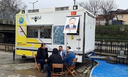 Karavanlı seyyar muhtar hizmeti vatandaşın ayağına götürüyor