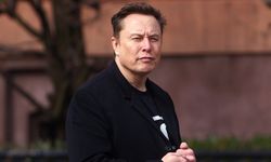 Musk'tan Sikorski'ye: Sessiz ol, küçük adam