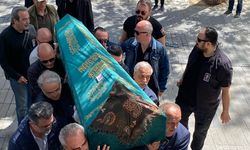 Tarkan’ın annesi son yolculuğuna uğurlanıyor