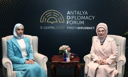 Emine Erdoğan Latife El Durubi ile görüştü