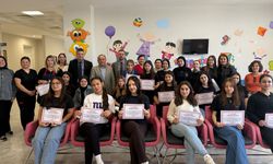 Döşemealtı Devlet Hastanesi renklendi