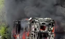 Antalya'da halk otobüsü küle döndü