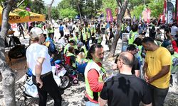 Motosiklet tutkunları Kemer'de buluştu