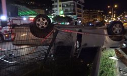 Alanya'da otomobil takla attı