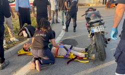 Kamyonetin çarpıp kaçtığı motosikletli yaralandı