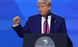 Trump: Suriye'ye yönelik tüm yaptırımları kaldırıyoruz