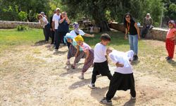 Kuşaklar buluşmasında Yörük oyunları oynandı
