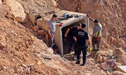 Drenaj tüneline giren çocuklar ekipleri alarma geçirdi