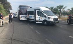 Antalya'da yolcu otobüsü kaza yaptı