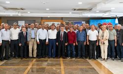 Başkan Böcek çiftçilerle bir araya geldi