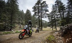 Motosiklet tutkunları Kemer'de buluşuyor