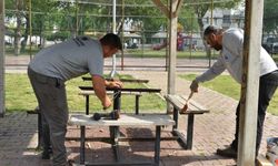 Kepez'de parklarda yenileme çalışması