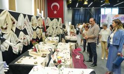 Konyaaltı'nı renklendiren sergi
