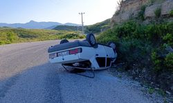 Kontrolden çıkan araç takla attı