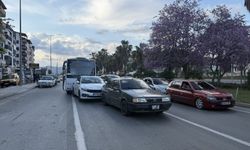 Zincirleme kazada 2’si çocuk 3 kişi yaralandı