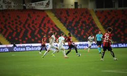 Alanyaspor Antep'ten 3 puanla döndü