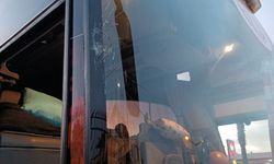 Antalyaspor otobüsüne taşlı saldırı