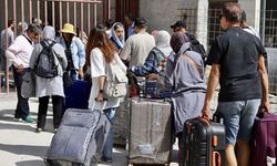 İranlılar Gürbulak Sınır Kapısı’na akın etti