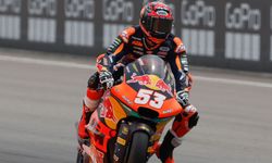 Deniz Öncü’den tarihi başarı