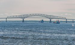 2 bin galon mazot hastaneden denize sızdı