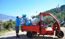 Tatilciler 5 bin ton atık bıraktı