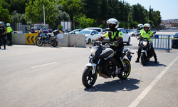 Polise güvenli sürüş eğitimi