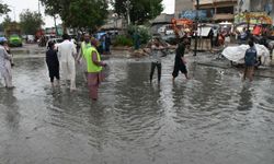 Muson yağışları nedeniyle 57 kişi öldü