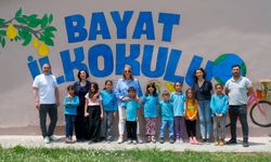 Korkuteli'de okul duvarında sanat