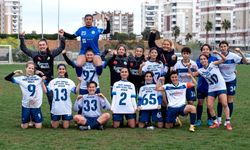 Kadın futbol takımının her şeyi