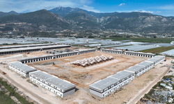 Kınık Toptancı Hal Kompleksi'nde sona doğru