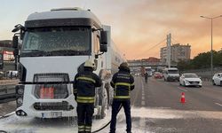 Gaz yüklü tanker alev aldı